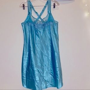 Deligates Blue Floral and Silky Slip